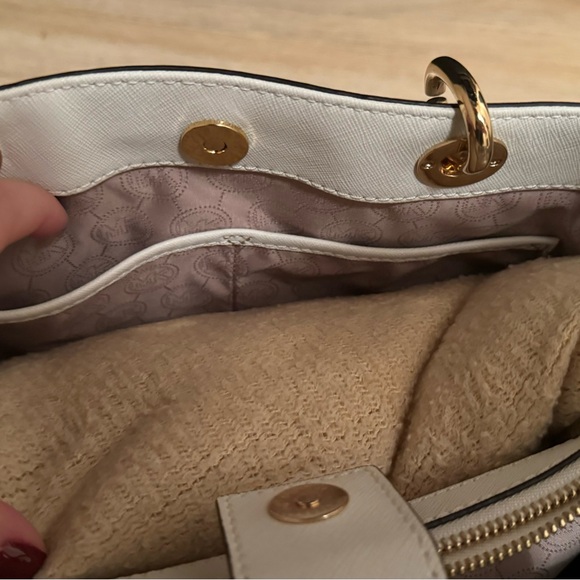 Michael Kors White Safiano Leather Handbag - Picture 14 of 16